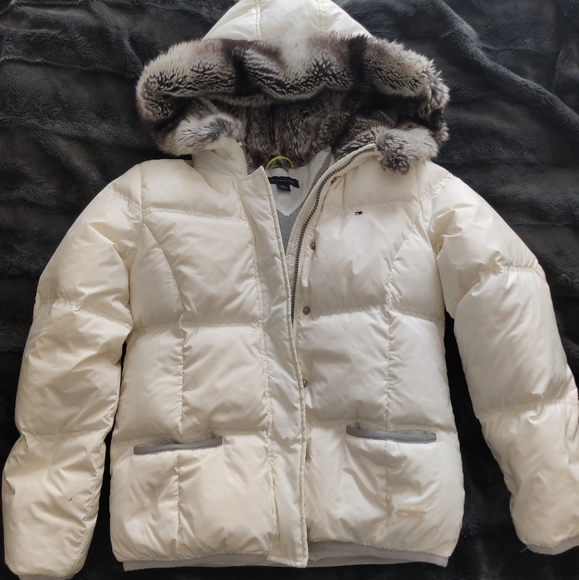 SOLD!!Tommy Hilfiger Winter Jacket - Picture 2 of 5